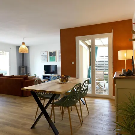Vakantiehuis Maison Cosy - 3 Ch - 6 Pers - Wifi, Acces Direct Foret Biscarrosse